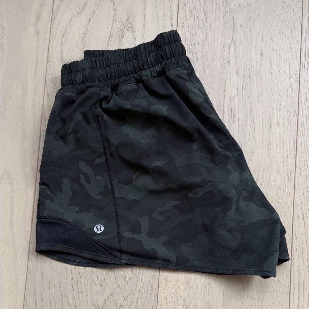 lululemon athletica Women's Black Camo Athletic Shorts